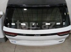 "Jeep Grand Cherokee 2023" baqaj qapısı
