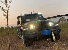 Jeep Wrangler led isigli spoiler